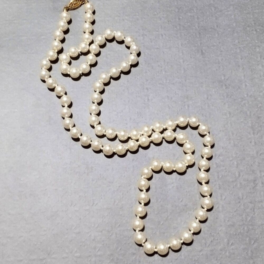 Hand Knotted Cream Colored Imitation Glass Pearl Necklace